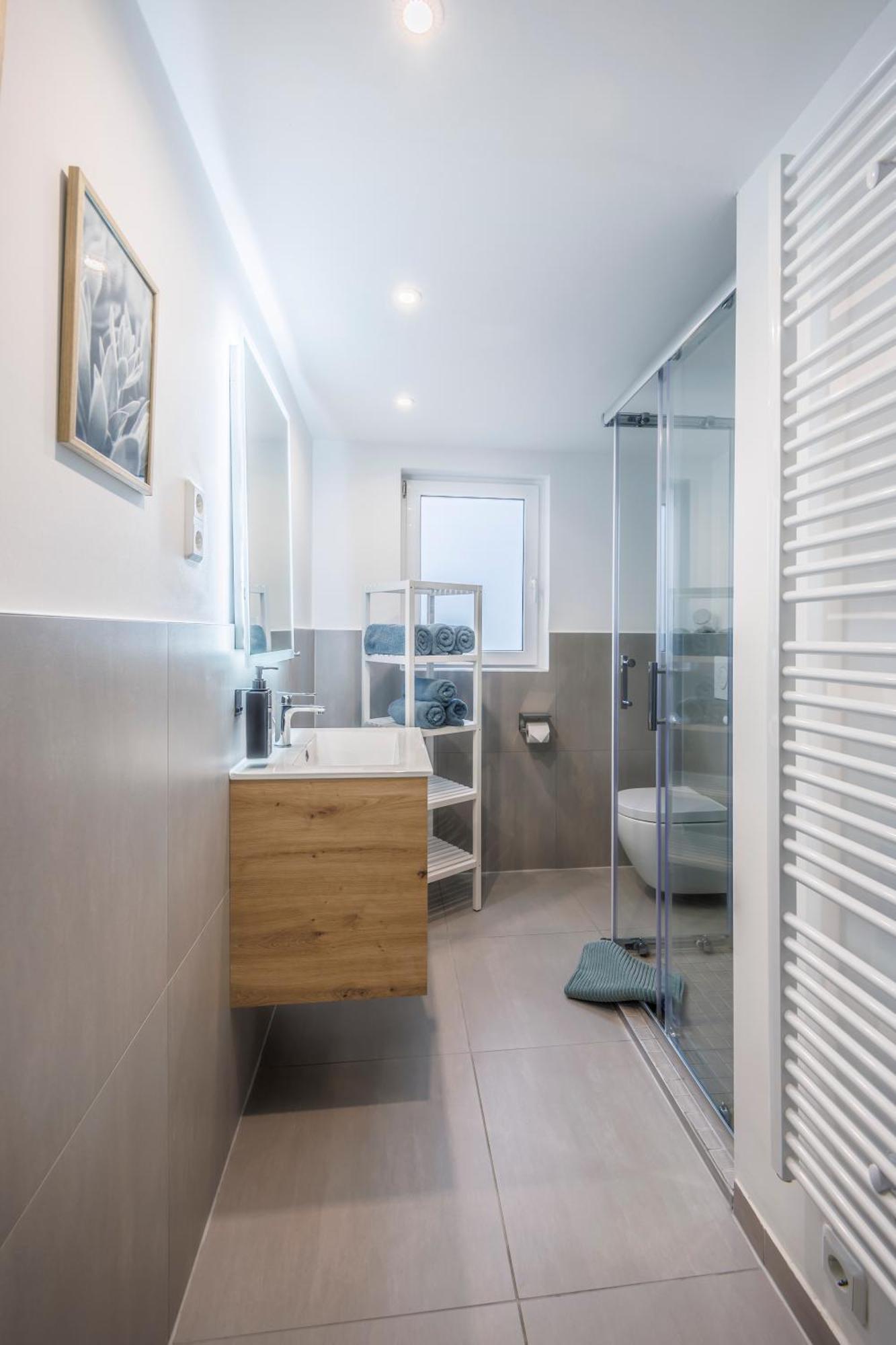 Holiday home Geraumiges Strandhaus: Familienfreundlich Mit Terrasse Nahe Werbellinsee *